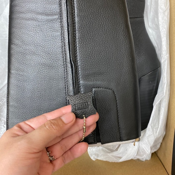 Knee High Leather Platform Boot - Picture 5 of 10